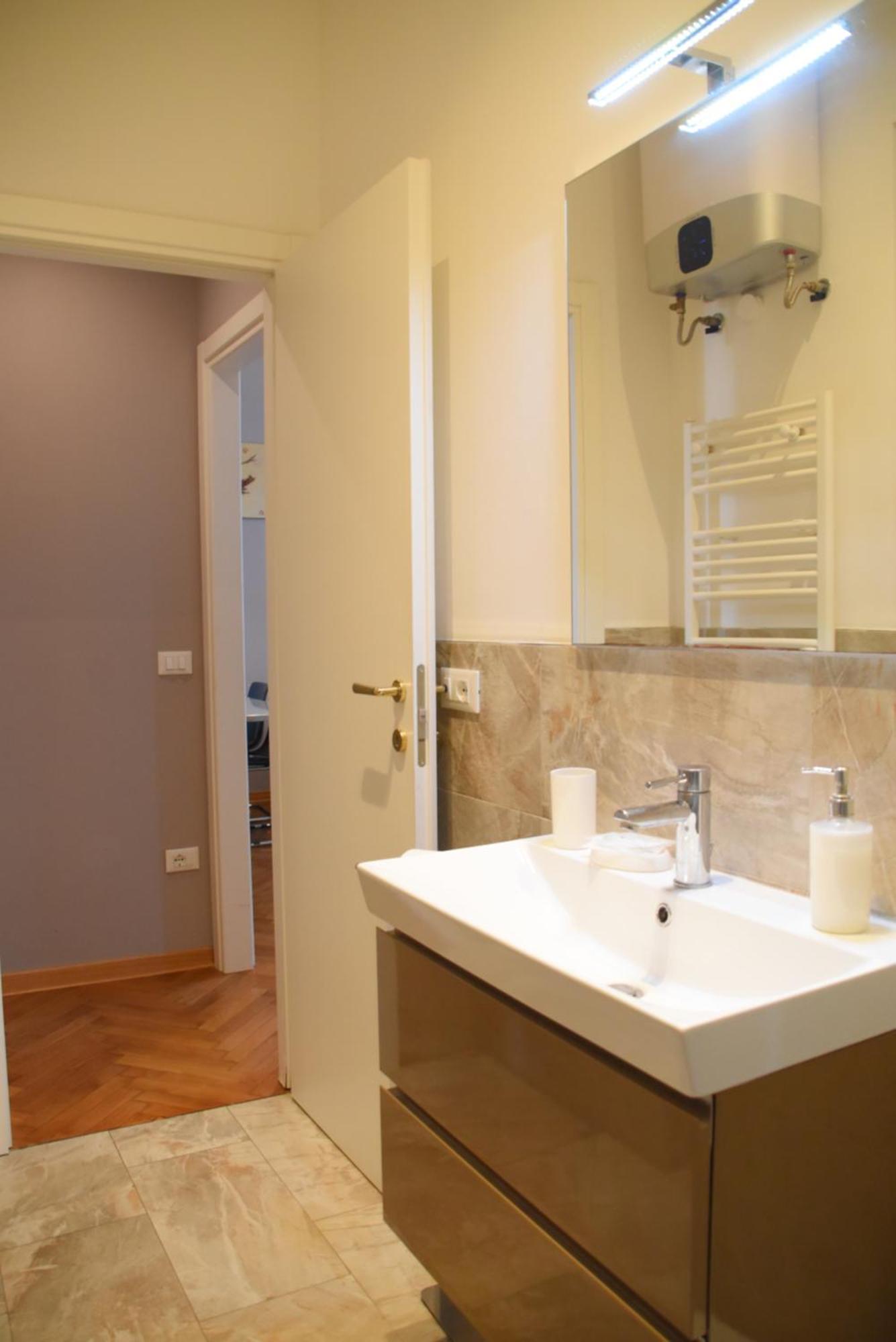 טריאסטה Residence Montanelli מראה חיצוני תמונה